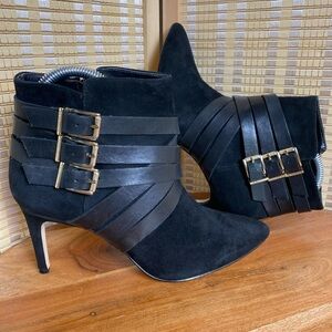 BCBGeneration Woman’s 7 Black Zing Pointed Toe Ankle Booties Shabby Chic